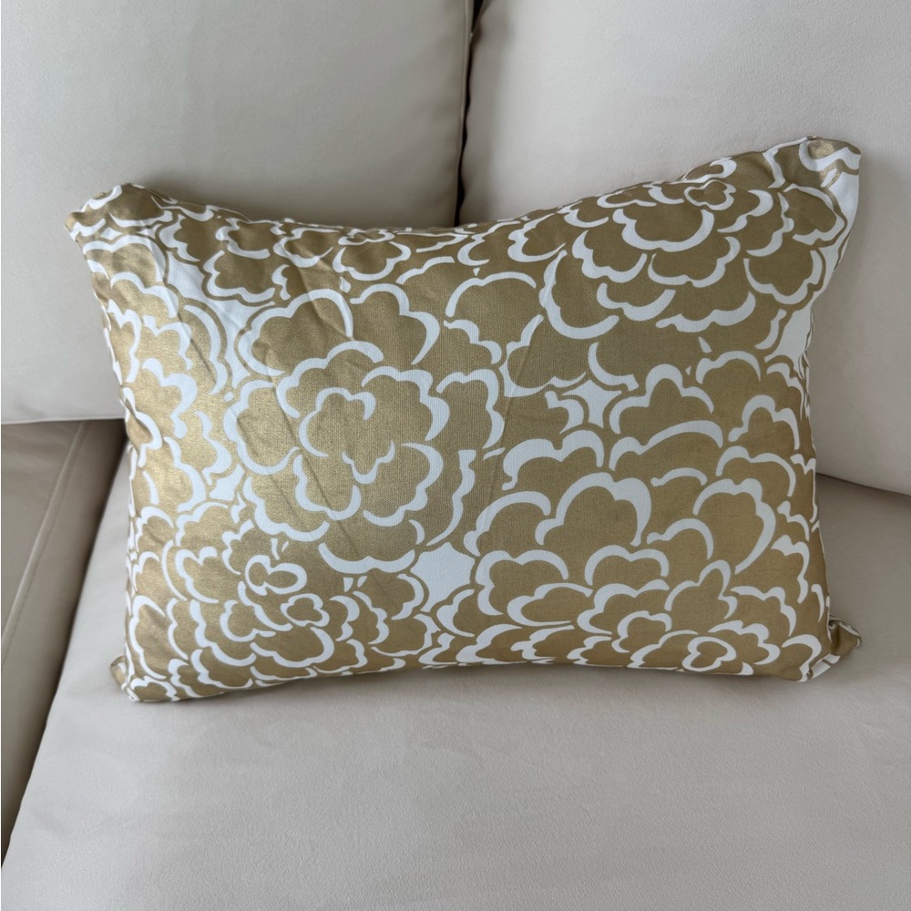 Caitlin Wilson Gold Fleur Pillow Cover